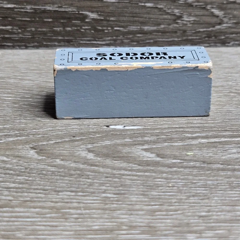 Thomas Wooden Railway Sodor Coal Company Grey Coal Cargo Block Learning Curve
